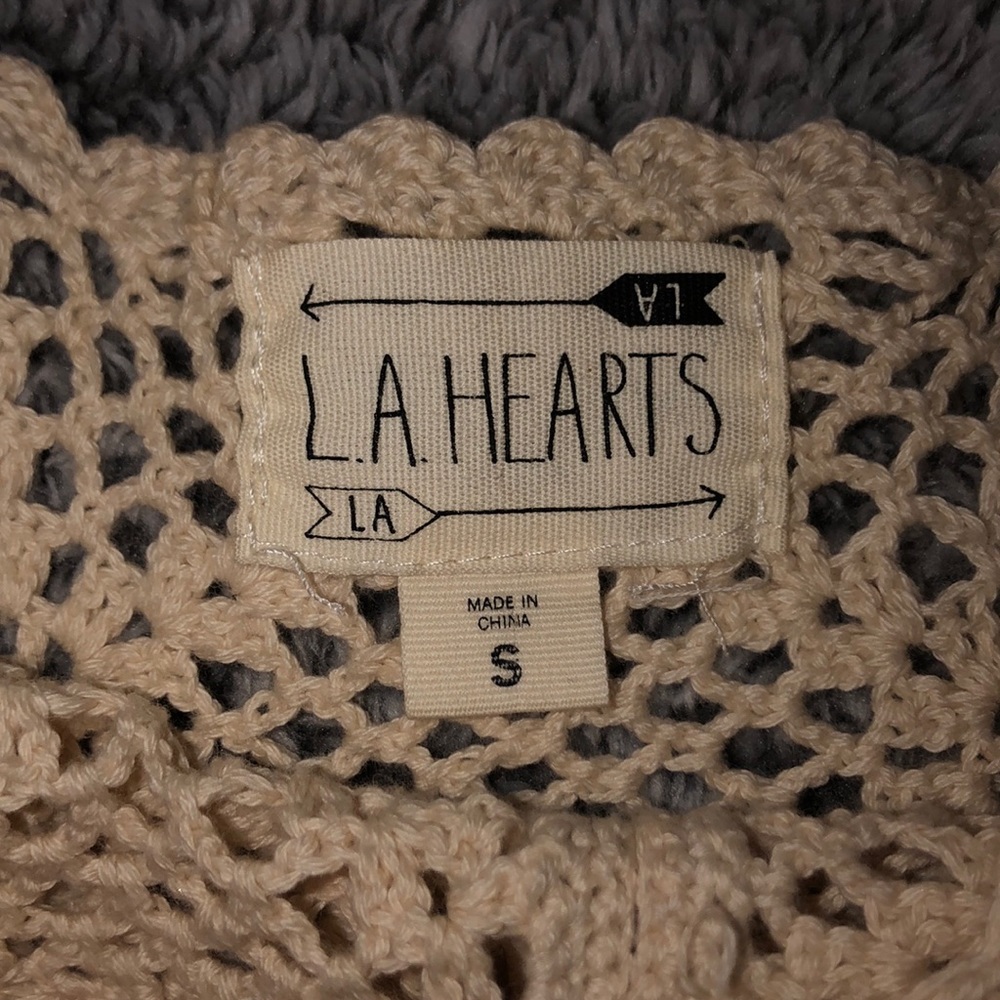 L.A. Hearts crochet top - Picture 3 of 3